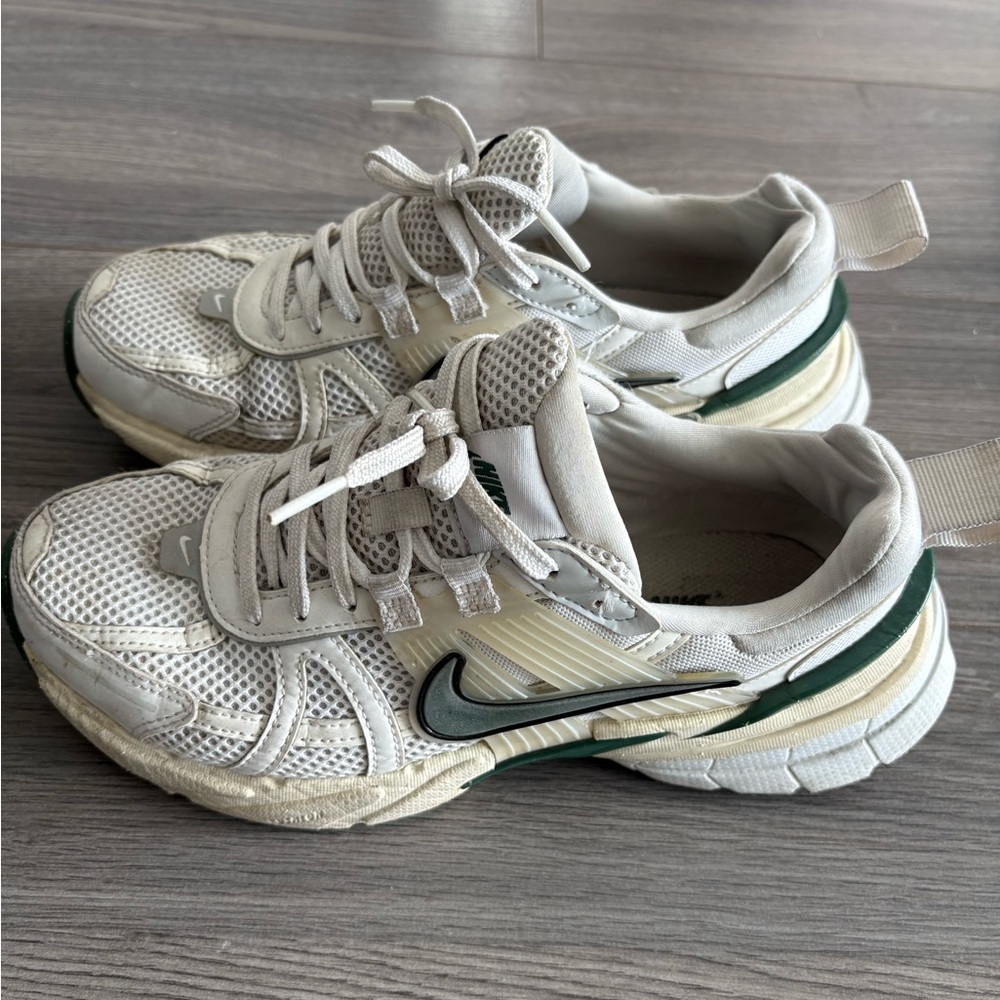 Nike V2K run Sneakers
